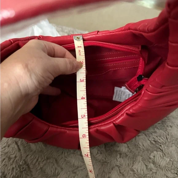 NWT Badgley Mischka Vibrant Red Hobo Bag - Picture 4 of 8